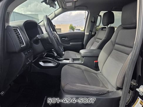 Used 2023 Nissan Frontier SV w/ SV Convenience Package RWD image 9
