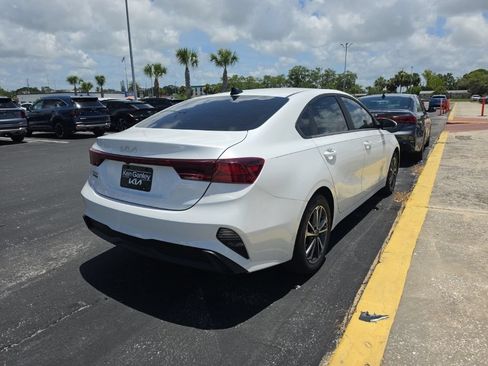 Certified 2023 Kia Forte LXS FWD image 15