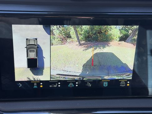 Used 2022 GMC Sierra 1500 AT4 w/ AT4 Premium Package image 29