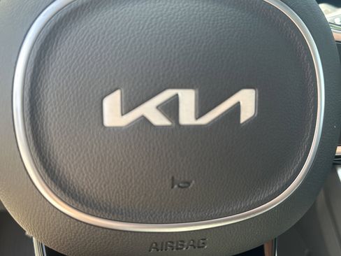 New 2026 Kia Carnival SX FWD image 20