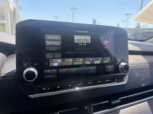 Used 2022 Mitsubishi Outlander SE AWD/4WD image 37
