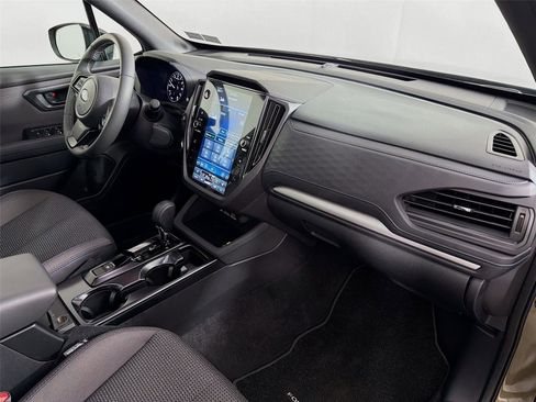 Certified 2026 Subaru Forester Premium AWD/4WD image 29