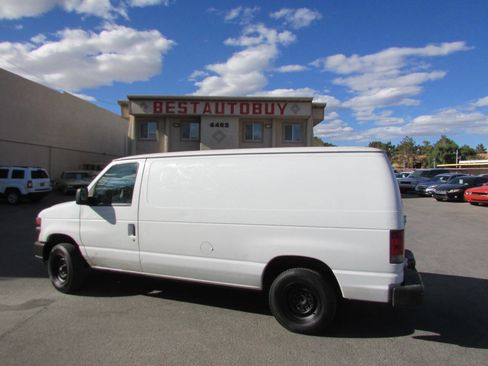 Used 2011 Ford E-150 and Econoline 150 w/ Commercial Cargo Van Pkg image 7