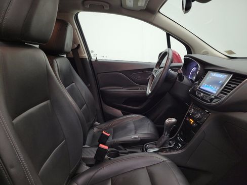 Used 2018 Buick Encore Essence AWD/4WD image 21