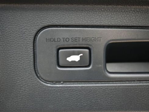 Used 2023 Honda Pilot EX-L image 17