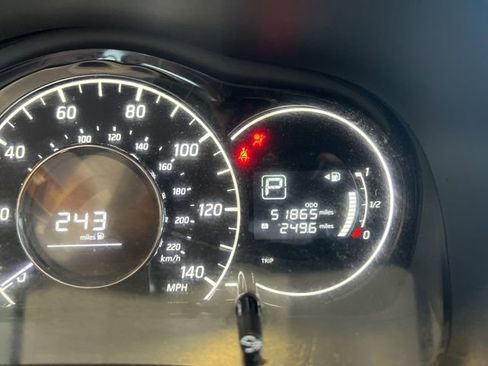 Used 2018 Nissan Versa Note SV FWD image 21
