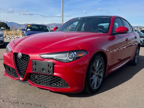 Used 2023 Alfa Romeo Giulia Sprint image 3