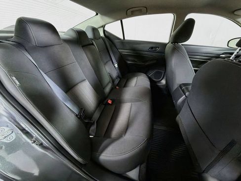 Used 2025 Nissan Altima 2.5 SV FWD image 22