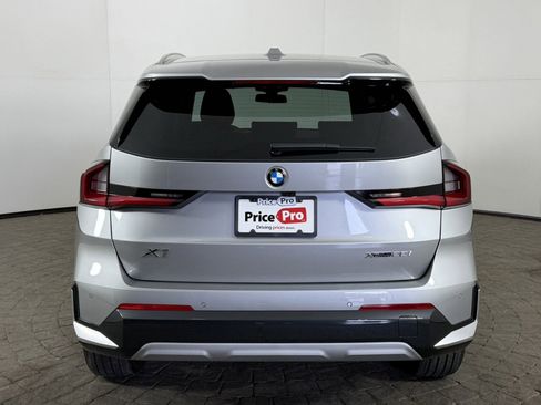 Used 2025 BMW X1 xDrive28i w/ Convenience Package AWD/4WD image 6