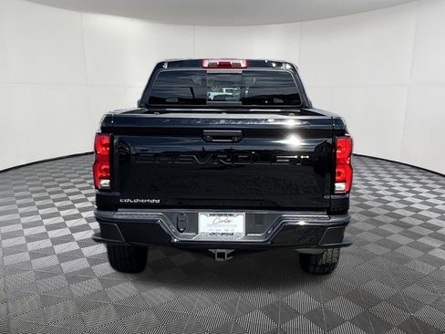 Used 2024 Chevrolet Colorado Z71 w/ Z71 Convenience Package 2 AWD/4WD image 5