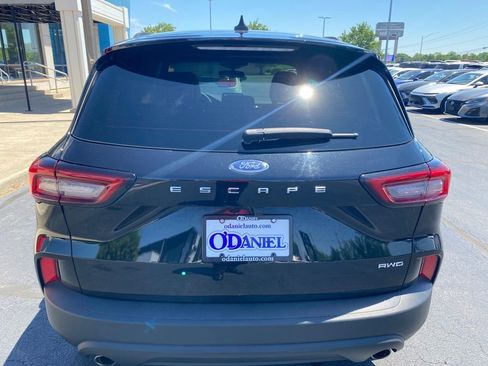Used 2025 Ford Escape ST-Line AWD/4WD image 5