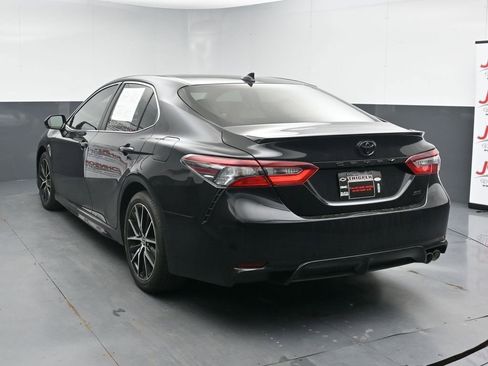 Used 2024 Toyota Camry SE FWD image 6
