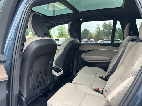 Used 2026 Volvo XC90 B6 Plus w/ Protection Package Premier AWD/4WD image 20