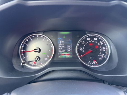 Used 2022 Toyota RAV4 XLE image 31