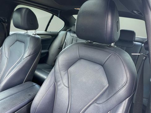 Used 2019 BMW 530i w/ M Sport Package RWD image 21