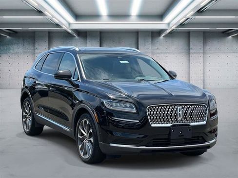 Certified 2022 Lincoln Nautilus Reserve image 2