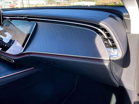 Certified 2025 Mercedes-Benz E 450 4MATIC All-Terrain Wagon image 19