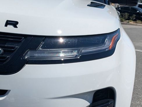 New 2026 Land Rover Range Rover Evoque Dynamic SE AWD/4WD image 10