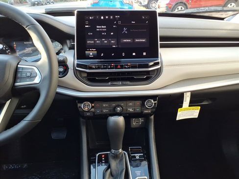 New 2026 Jeep Compass Limited AWD/4WD image 9