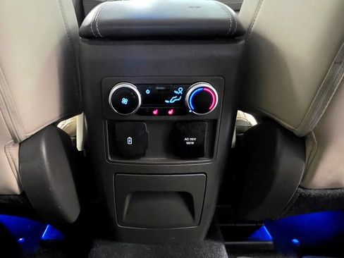 Used 2023 Ford Explorer Platinum w/ Technology Package AWD/4WD image 74