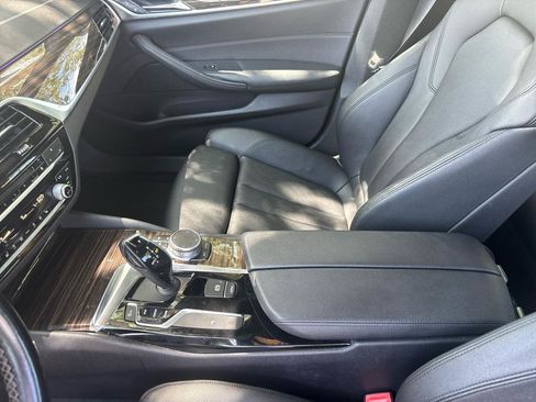 Used 2019 BMW 530i RWD image 18