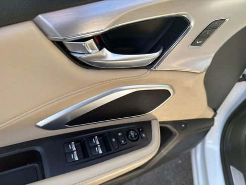 Used 2021 Acura RDX AWD image 11