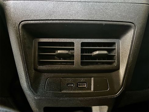 Used 2023 GMC Canyon AT4 image 24