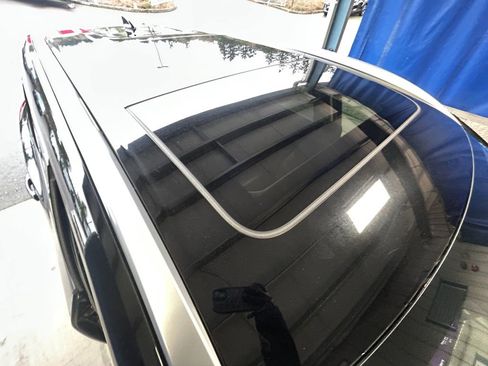 Used 2021 Nissan Rogue SL w/ Premium Package image 28