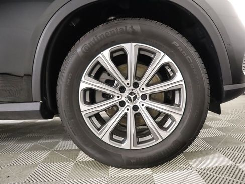 Certified 2025 Mercedes-Benz GLC 300 image 33