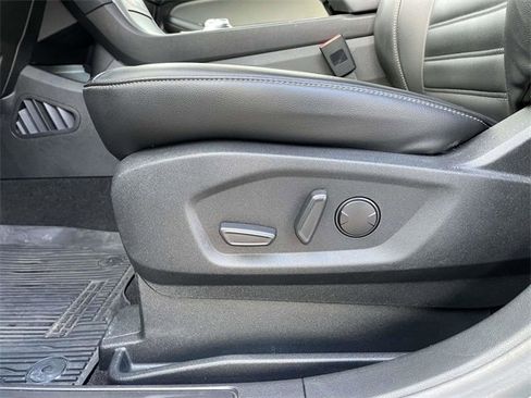 Used 2020 Ford Edge SEL w/ Convenience Package image 21