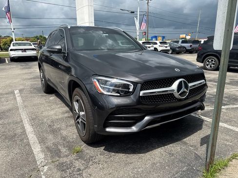 Used 2022 Mercedes-Benz GLC 300 4MATIC image 4