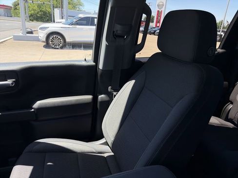 Used 2025 Chevrolet Silverado 1500 Custom Trail Boss AWD/4WD image 22