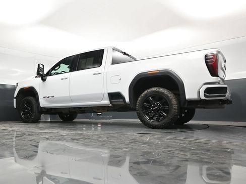 Used 2025 GMC Sierra 2500 AT4 AWD/4WD image 60