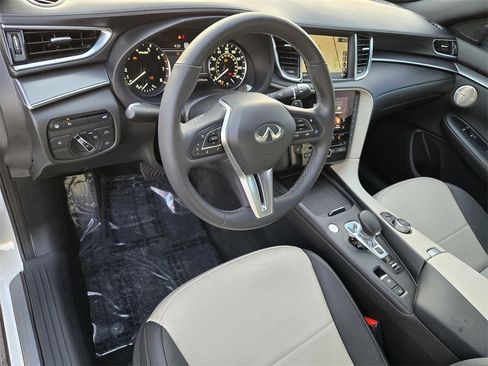 Used 2023 INFINITI QX55 Essential w/ Cargo Package image 13