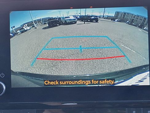 Used 2024 Toyota Highlander XLE image 31