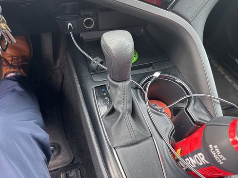 Used 2020 Toyota Camry LE image 17