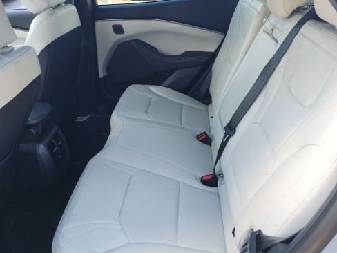 New 2025 Ford Mustang Mach-E Premium image 31