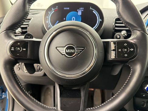 Certified 2024 MINI Cooper Clubman S FWD image 16