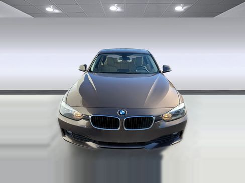 Used 2014 BMW 320i Sedan image 5
