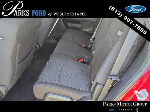 Used 2018 Dodge Journey SE image 15