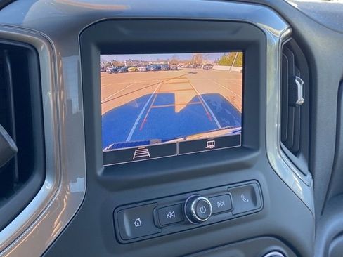 Used 2024 Chevrolet Silverado 1500 Custom image 17