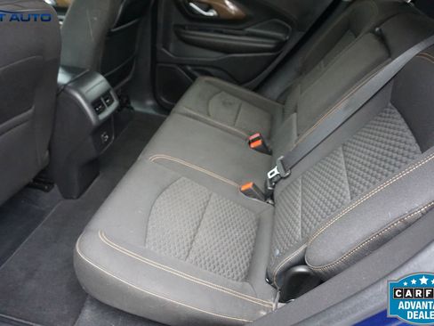 Used 2020 GMC Terrain SLE w/ Driver Convenience Package AWD/4WD image 21