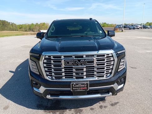 New 2026 GMC Yukon XL Denali w/ Denali Reserve Package image 6