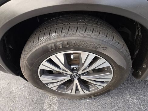 Used 2023 Nissan Rogue SV AWD/4WD image 24