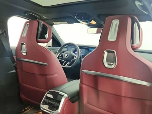 Used 2025 BMW 740i RWD image 26