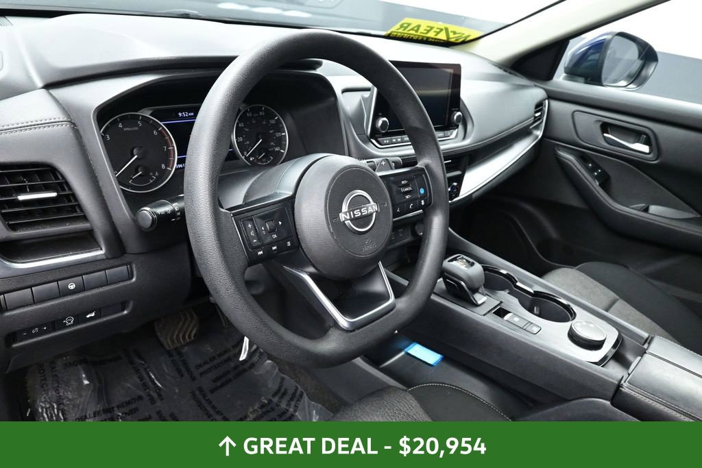 Used 2024 Nissan Rogue SV AWD/4WD image 27