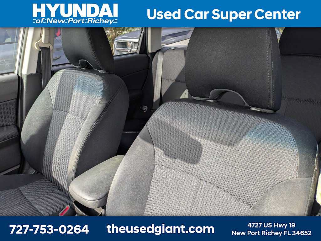 Used 2012 Subaru Forester 2.5X Premium w/ All-Weather Pkg AWD/4WD image 3