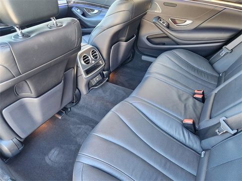 Used 2019 Mercedes-Benz S 450 Sedan image 21