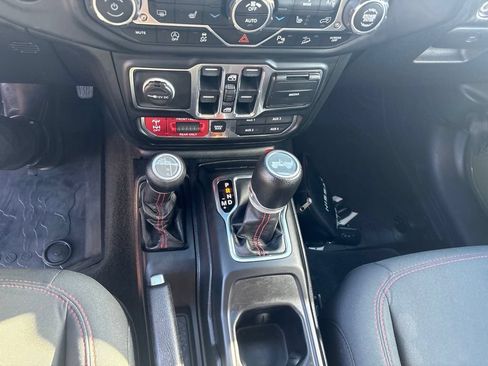 Used 2020 Jeep Wrangler Unlimited Rubicon AWD/4WD image 15