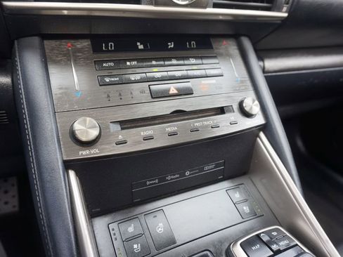 Used 2019 Lexus IS 300 F Sport image 42